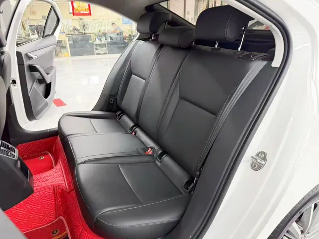 Skoda Octavia — Фото автомобиля 14