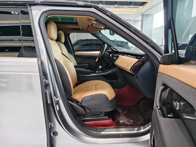 Land Rover Range Rover Sport — Фото автомобиля 22