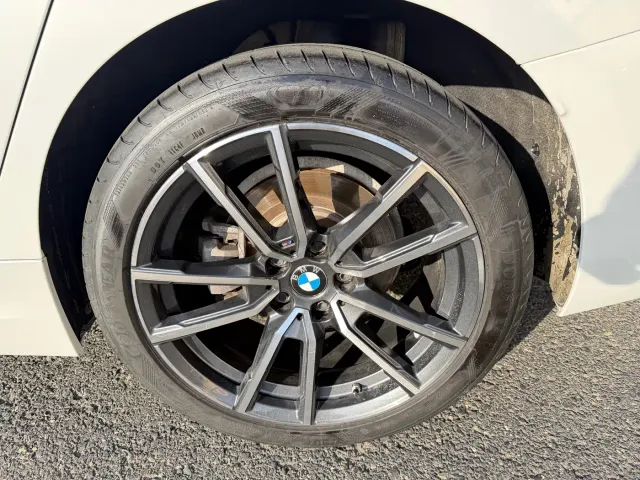 BMW 3 Series — Фото автомобиля 22