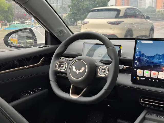 Wuling Starlight — Фото автомобиля 7