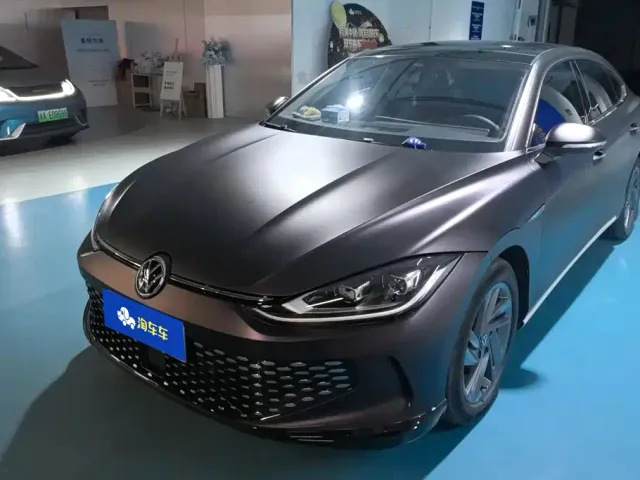 Фотография автомобиля — Volkswagen Lamando