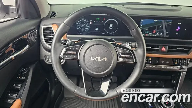 Kia Seltos Бензин 1.6 турбо 2WD — Фото автомобиля 12