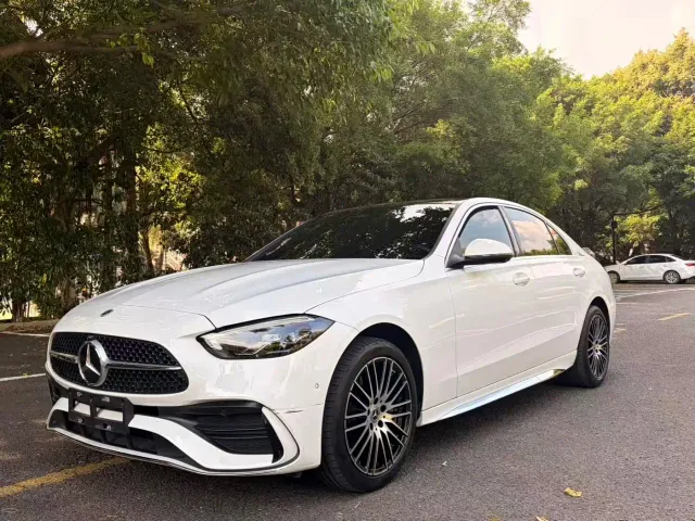 Mercedes-Benz C-Class — Фото автомобиля 3