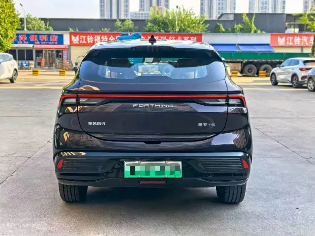 Forthing Starry Sea T5 — Фото автомобиля 9