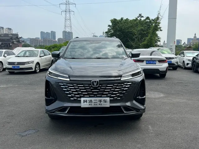Changan CS75 Plus — Фото автомобиля 2