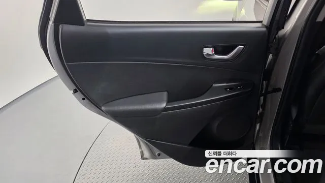 Hyundai Kona — Фото автомобиля 25