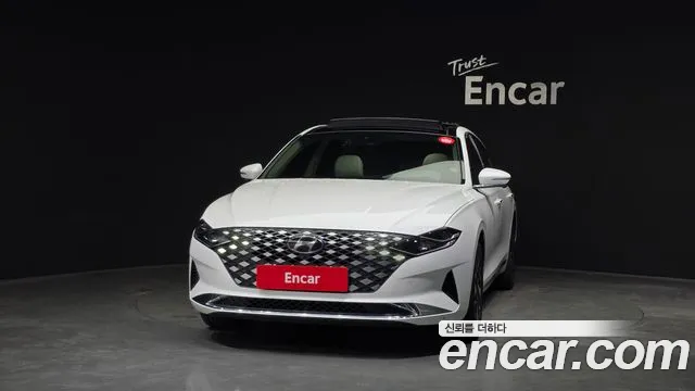 Hyundai Grandeur — Фото автомобиля 3