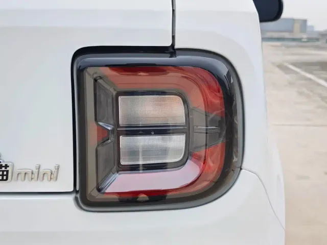 Geely Panda — Фото автомобиля 9