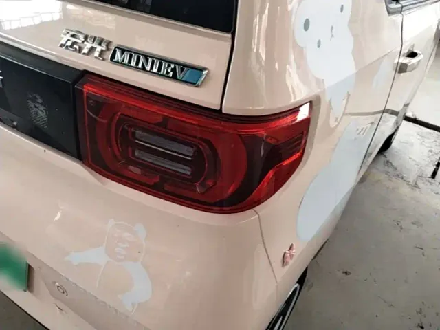 Wuling Hongguang Mini EV — Фото автомобиля 6