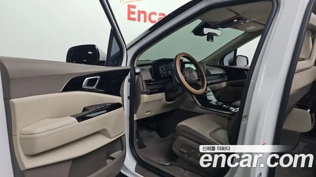 Kia Carnival — Фото автомобиля 15