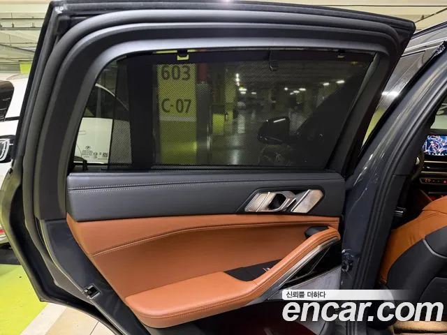 BMW X6 xDrive40i M Sport Pro Best Seller Edition — Фото автомобиля 15