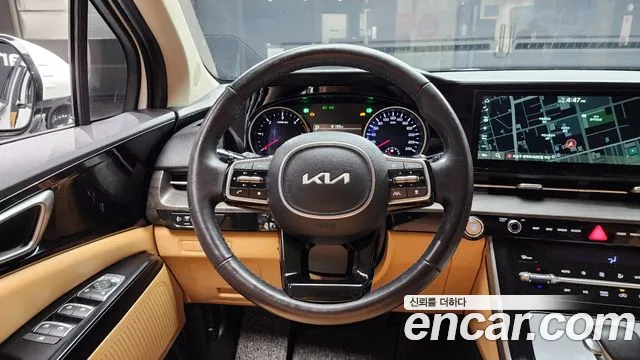 Kia Canival — Фото автомобиля 11