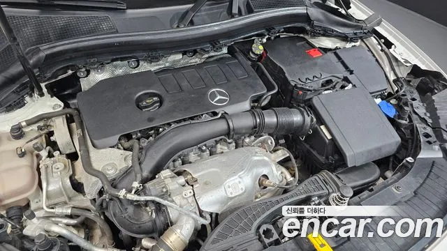 Mercedes-Benz GLA-Class H247 — Фото автомобиля 9