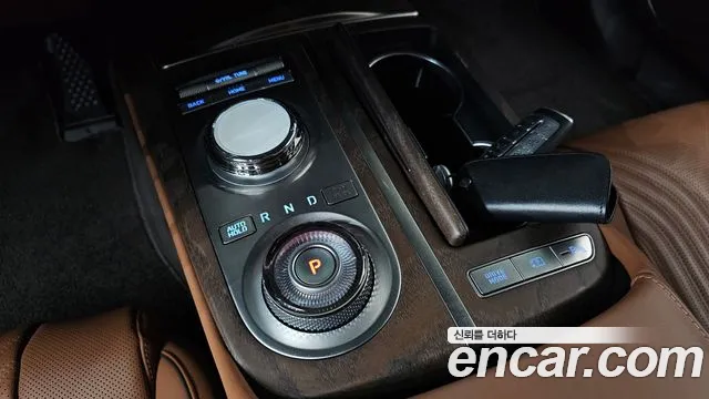 Genesis G80 RG3 — Фото автомобиля 12