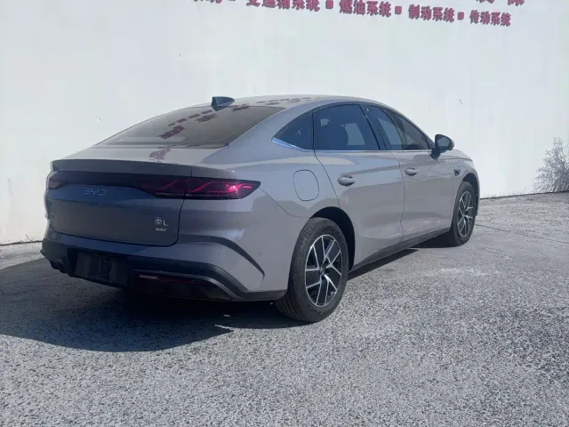 BYD Qin L — Фото автомобиля 6