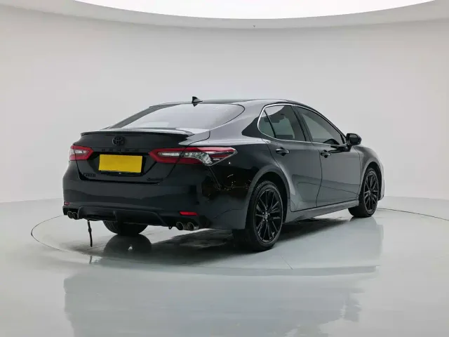 Toyota Camry — Фото автомобиля 4