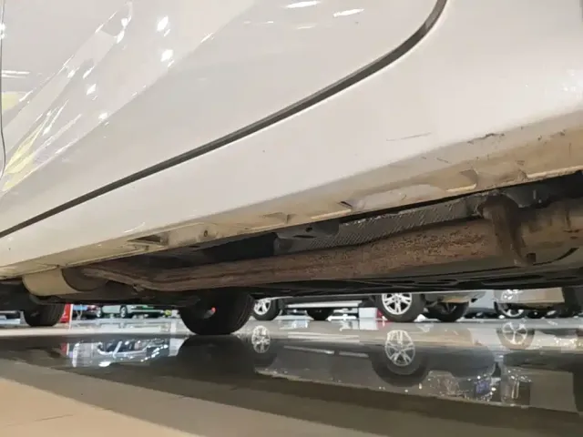 GAC Trumpchi M6 — Фото автомобиля 21