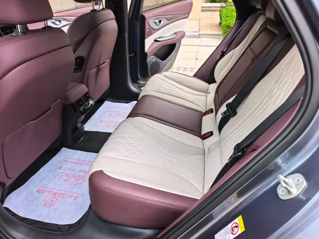 BYD Seal — Фото автомобиля 9