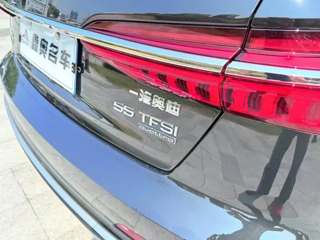 Audi A6L — Фото автомобиля 11