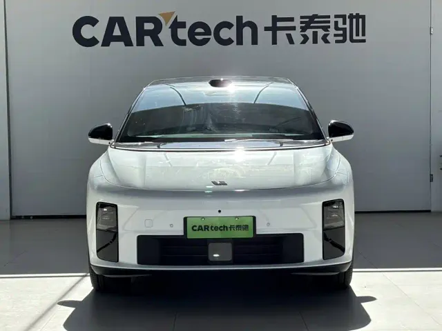 Li Auto i6 — Фото автомобиля 2