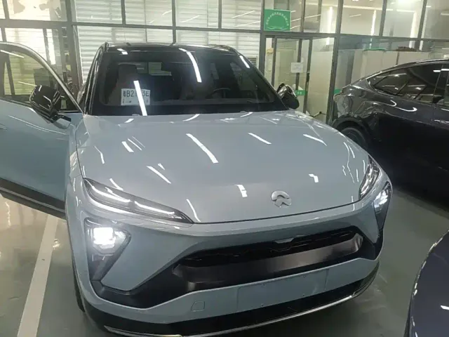 Nio ES6 — Фото автомобиля 2