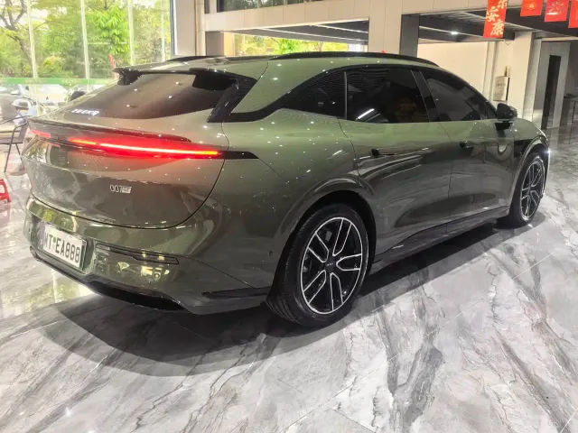 Zeekr 007 GT — Фото автомобиля 26