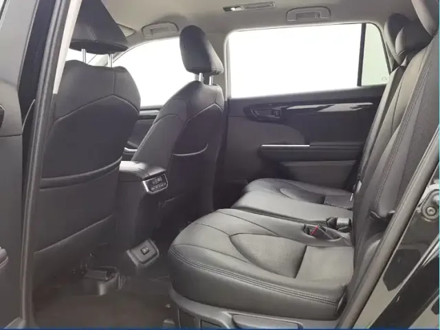 Toyota Highlander — Фото автомобиля 5
