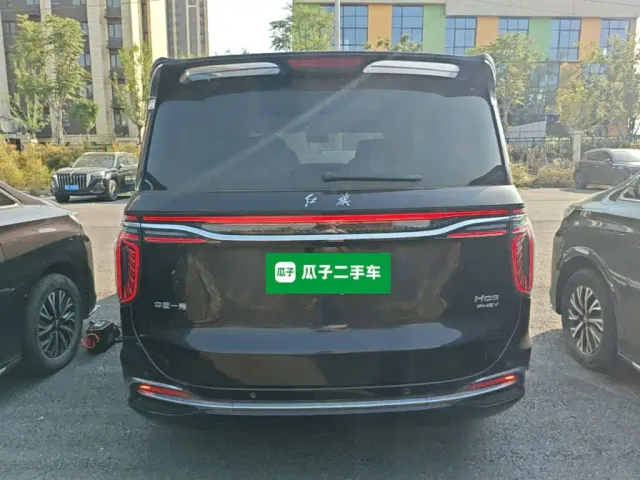 Hongqi HQ9 PHEV — Фото автомобиля 5