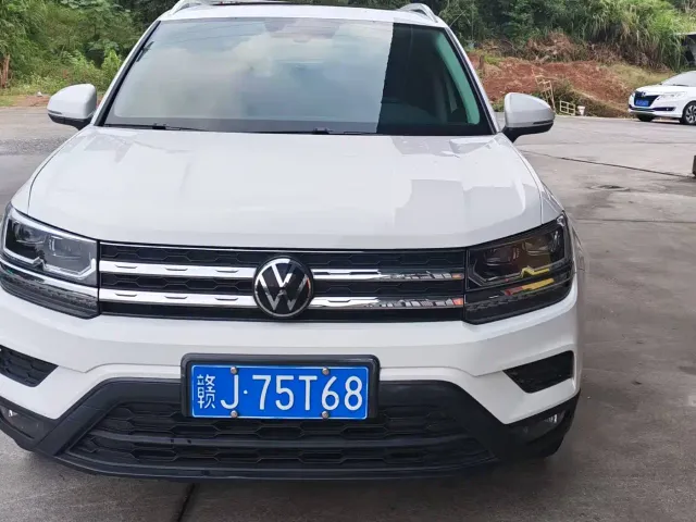 Volkswagen Tharu — Фото автомобиля 2