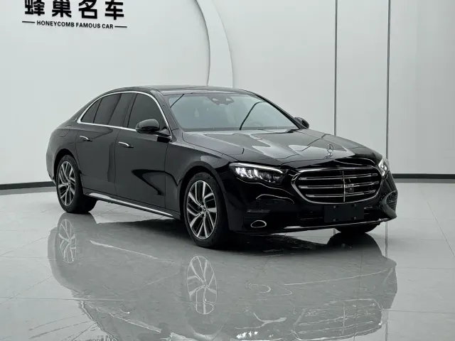 Mercedes-Benz Mercedes-Benz E-Class 2024 E 300 L Fashion — Фото автомобиля 4