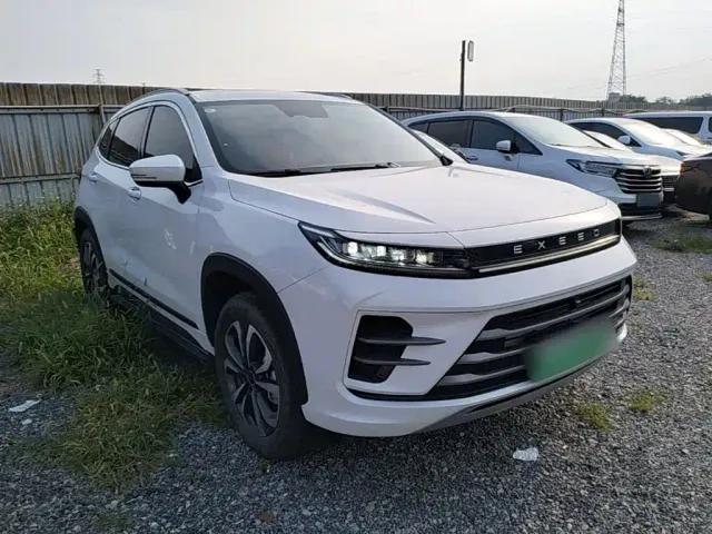 Exeed Chasing Wind C-DM — Фото автомобиля 21