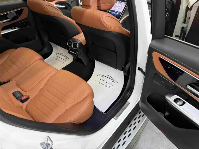 Mercedes-Benz GLC-Class — Фото автомобиля 10