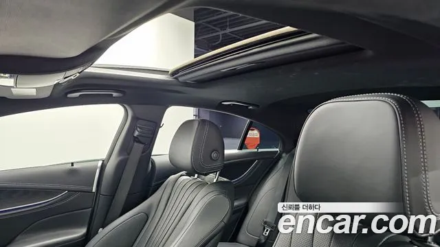 Mercedes-Benz CLS-Class — Фото автомобиля 18