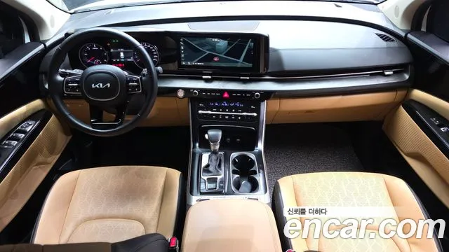 Kia Carnival Generation 4 — Фото автомобиля 7