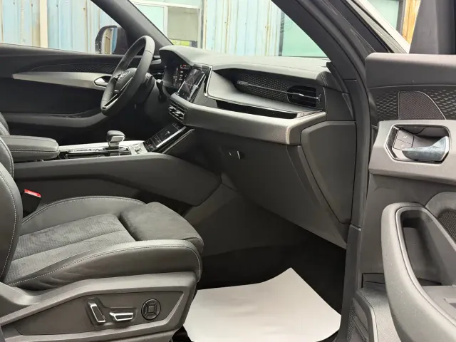 Audi Q6 — Фото автомобиля 10