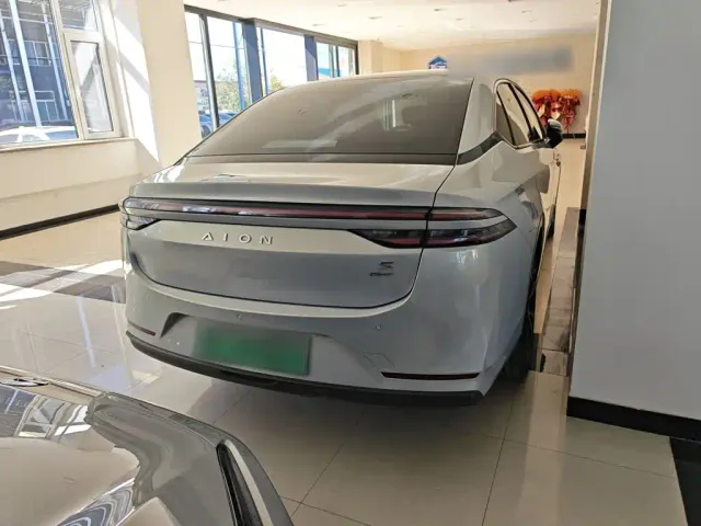 GAC Aion S Plus — Фото автомобиля 11