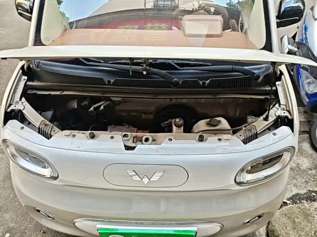 Wuling Hongguang Mini EV — Фото автомобиля 15