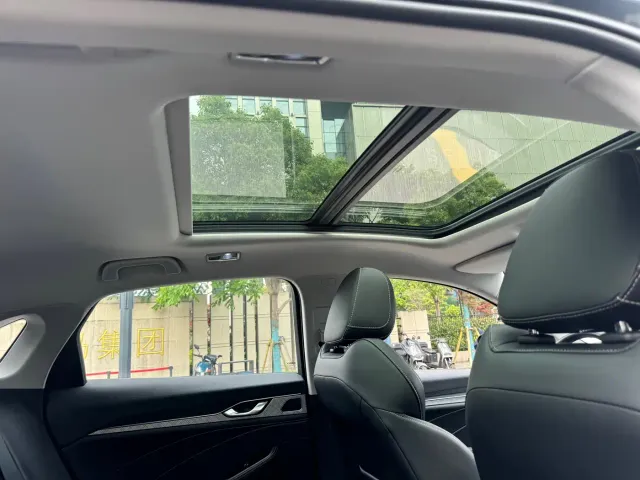 Geely Xingrui — Фото автомобиля 8