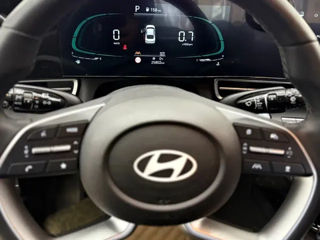 Hyundai Elantra — Фото автомобиля 15