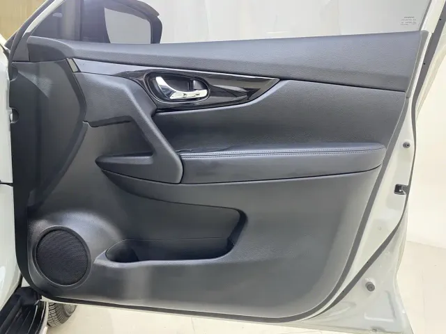 Nissan X-Trail — Фото автомобиля 16