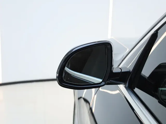 BMW X7 — Фото автомобиля 9