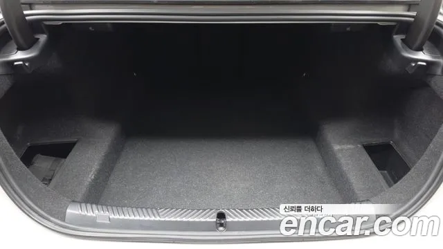 BMW 5 Series G60 — Фото автомобиля 26
