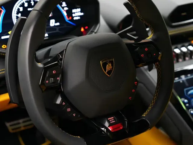Lamborghini Huracan — Фото автомобиля 7