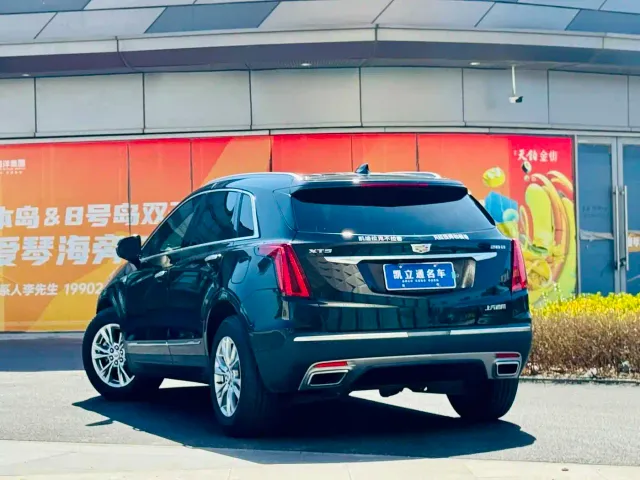 Cadillac XT5 — Фото автомобиля 3