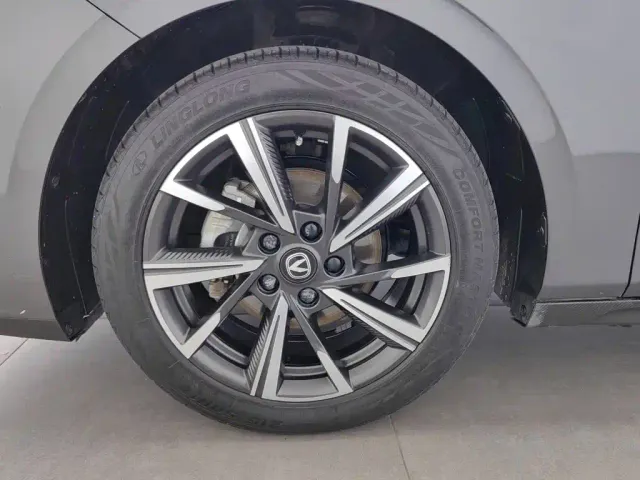 Changan Lamore — Фото автомобиля 17