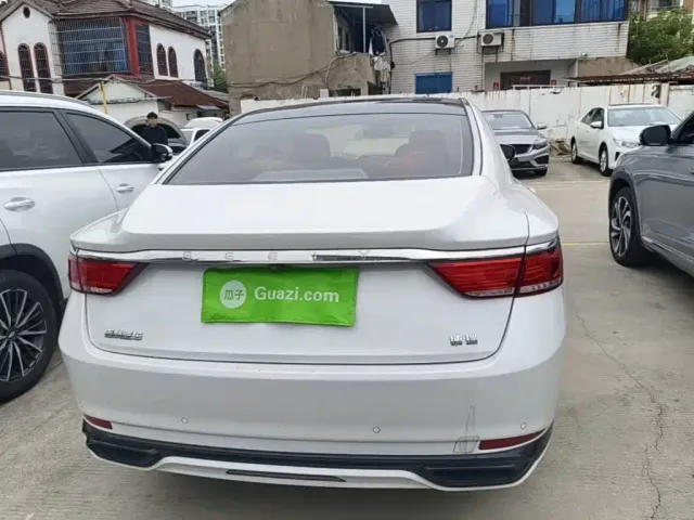 Geely Borui — Фото автомобиля 5