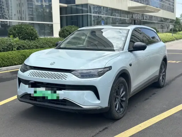 Фотография автомобиля — Leapmotor C11