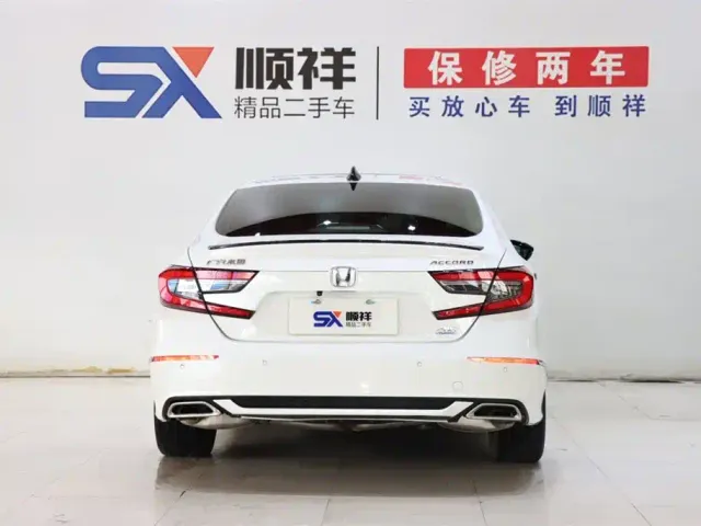Honda Accord — Фото автомобиля 5