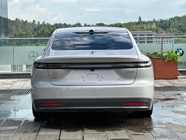 Nio ET7 — Фото автомобиля 24