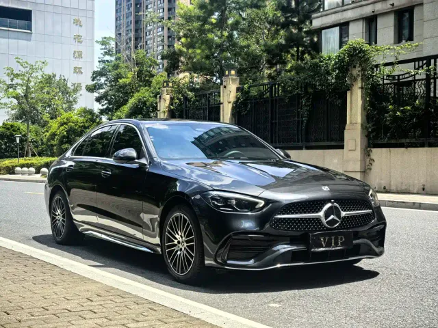 Mercedes-Benz C-Class — Фото автомобиля 3